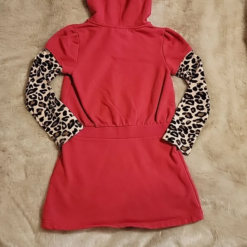 GYMBOREE RED SWEATSHIRT HOODED DRESS WITH LEOPARD PRINT SLEEVES, SIZE 6